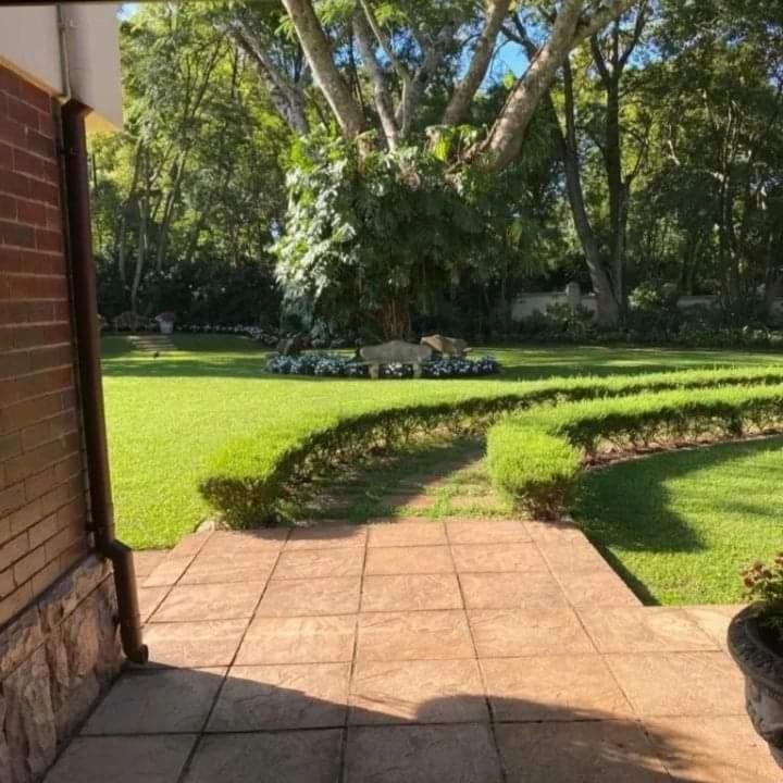 מלון הילקרסט Eagle Wind Manor מראה חיצוני תמונה