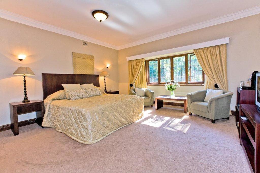 מלון הילקרסט Eagle Wind Manor מראה חיצוני תמונה