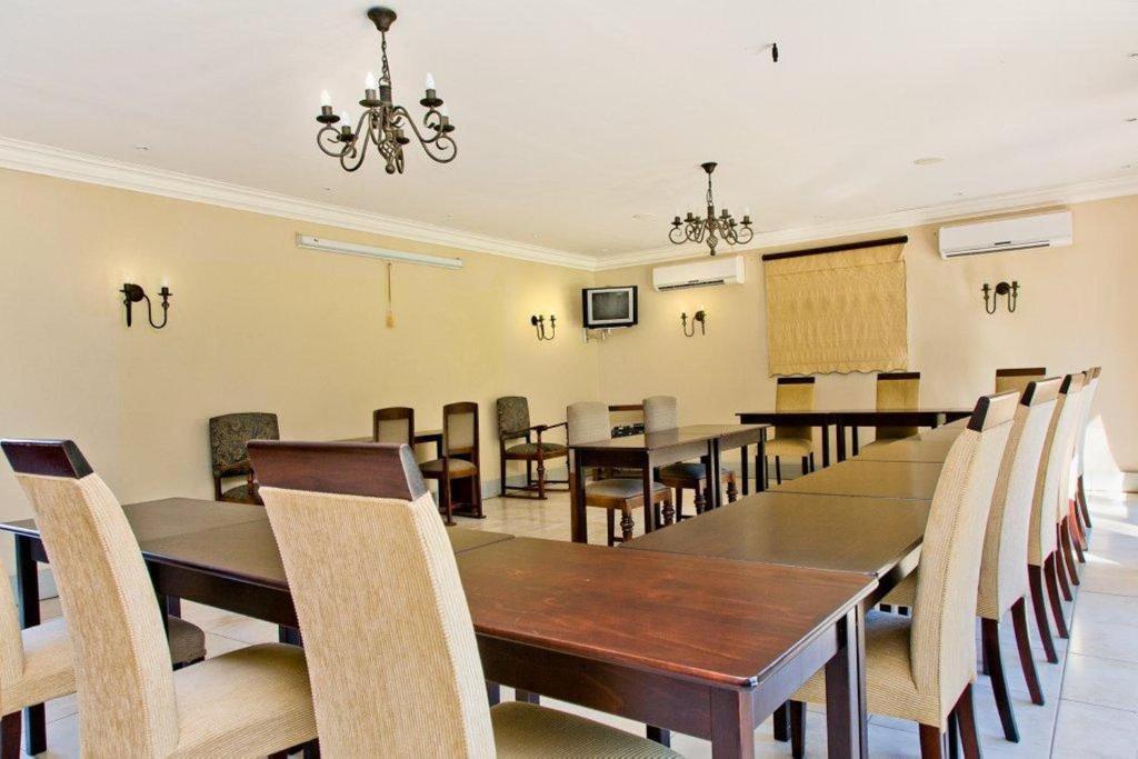 מלון הילקרסט Eagle Wind Manor מראה חיצוני תמונה