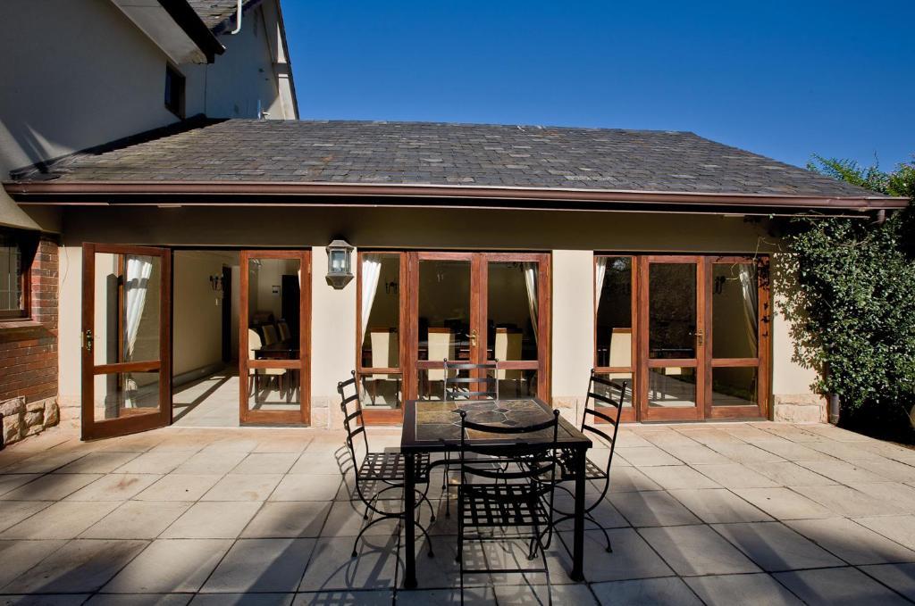 מלון הילקרסט Eagle Wind Manor מראה חיצוני תמונה