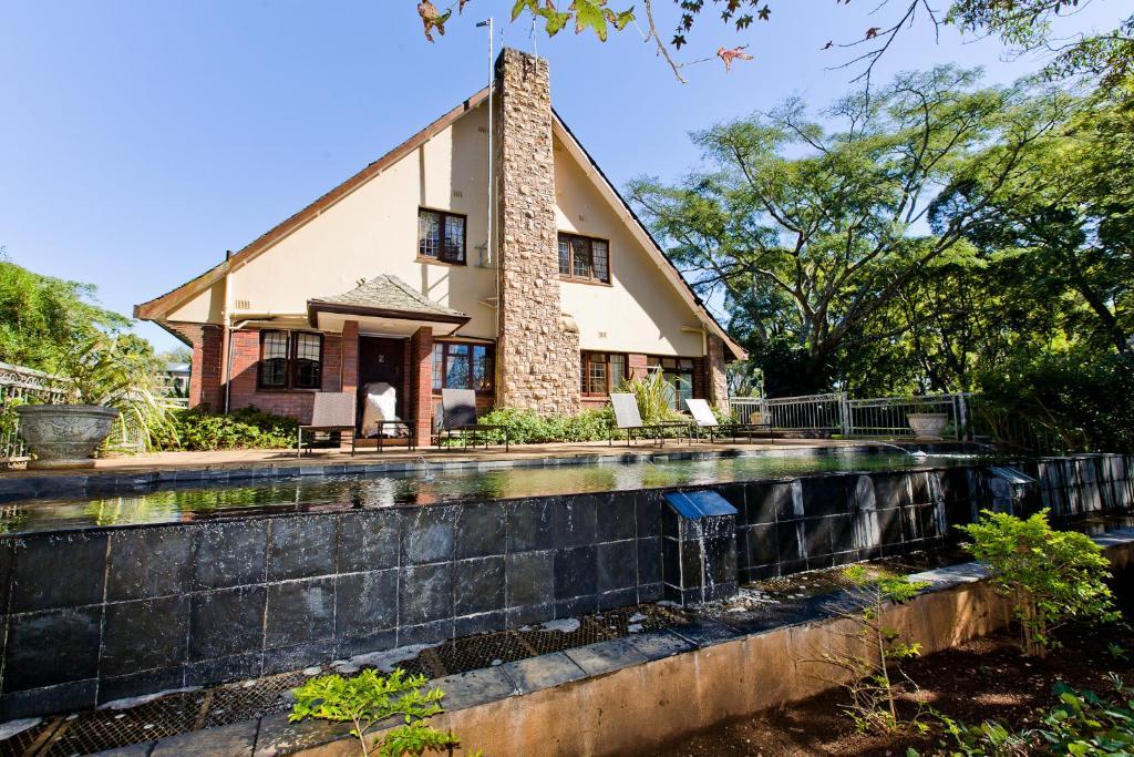 מלון הילקרסט Eagle Wind Manor מראה חיצוני תמונה